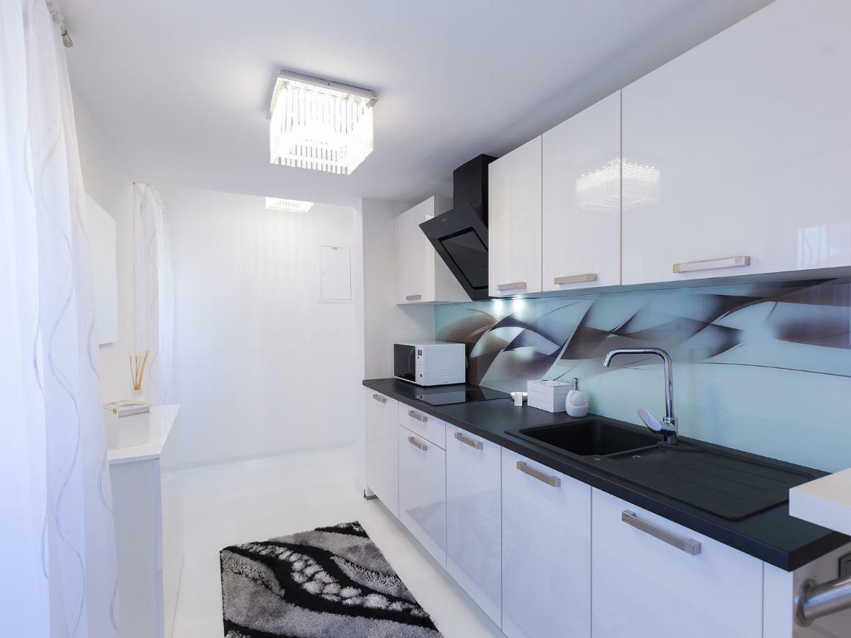 Apartmani Beril Lux Rovinj Ngoại thất bức ảnh