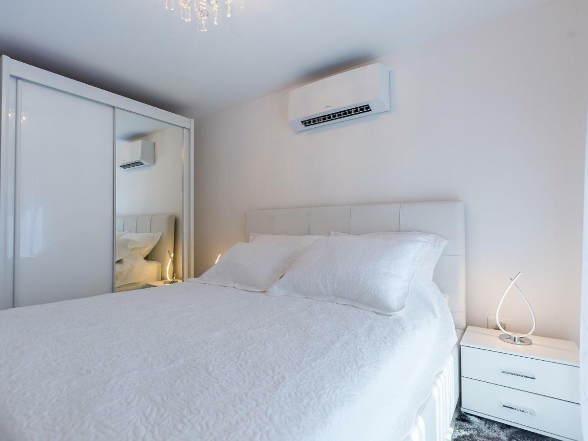 Apartmani Beril Lux Rovinj Ngoại thất bức ảnh