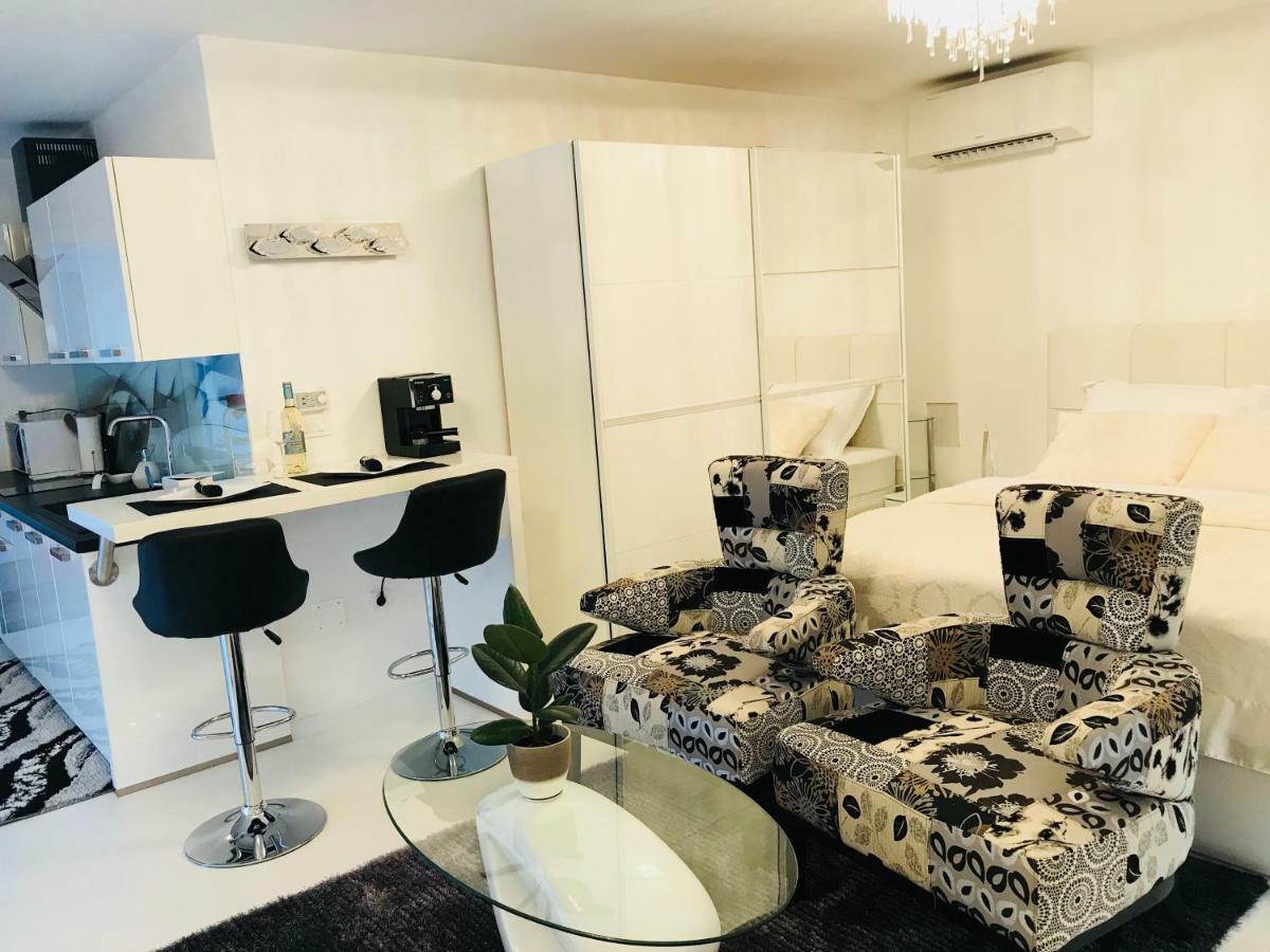 Apartmani Beril Lux Rovinj Ngoại thất bức ảnh